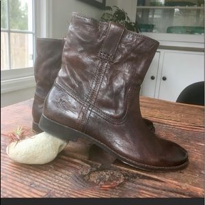 Frye Anna Shortie Bootie-price is firm